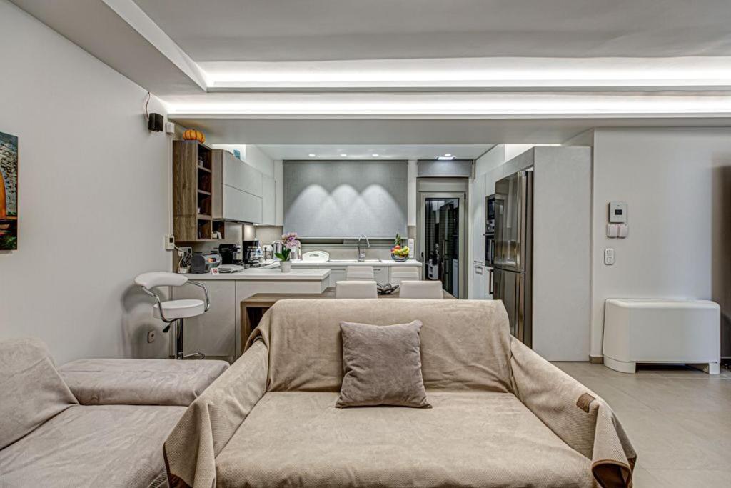 Deluxe & Modern Apartment In Athens Exterior photo